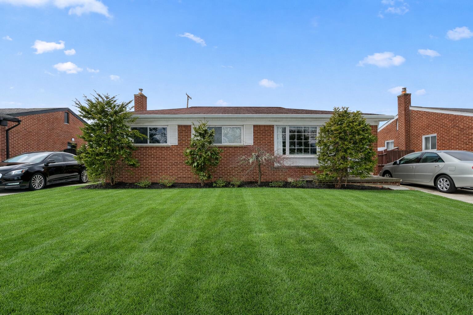 5845 Plainfield Street