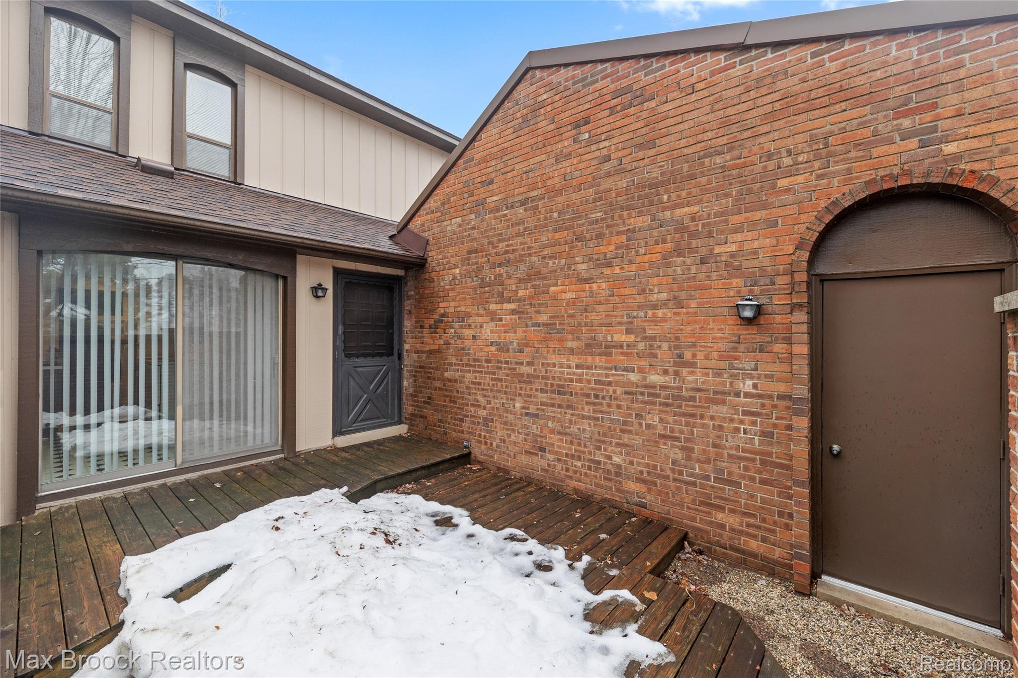 1215 Kirts Boulevard C