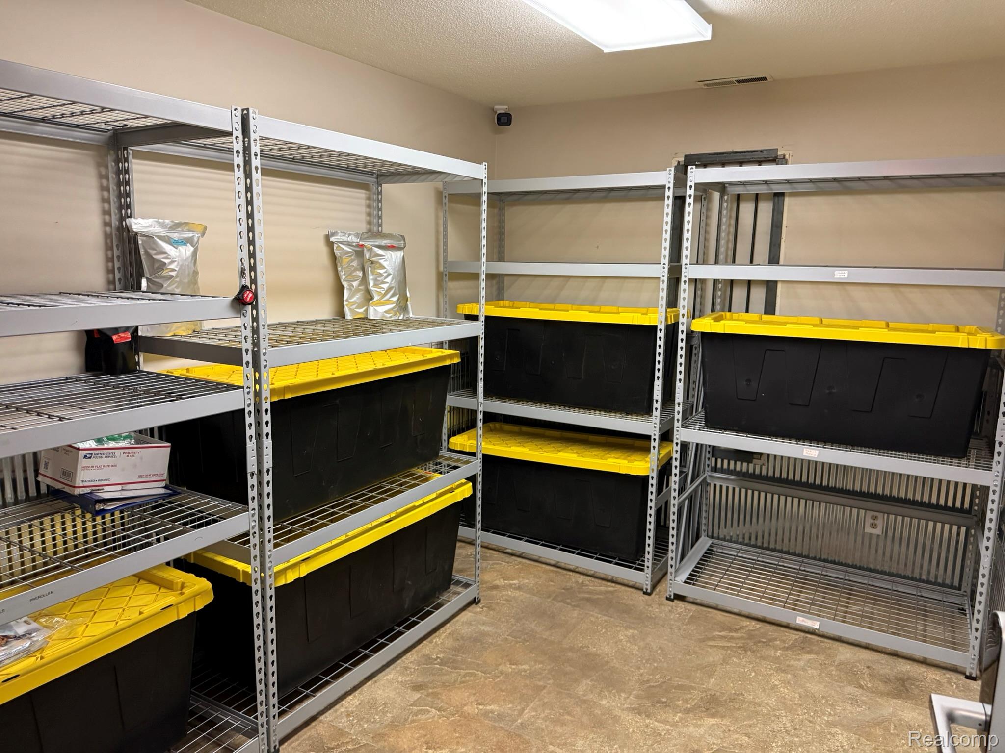 312 E Dresden Street