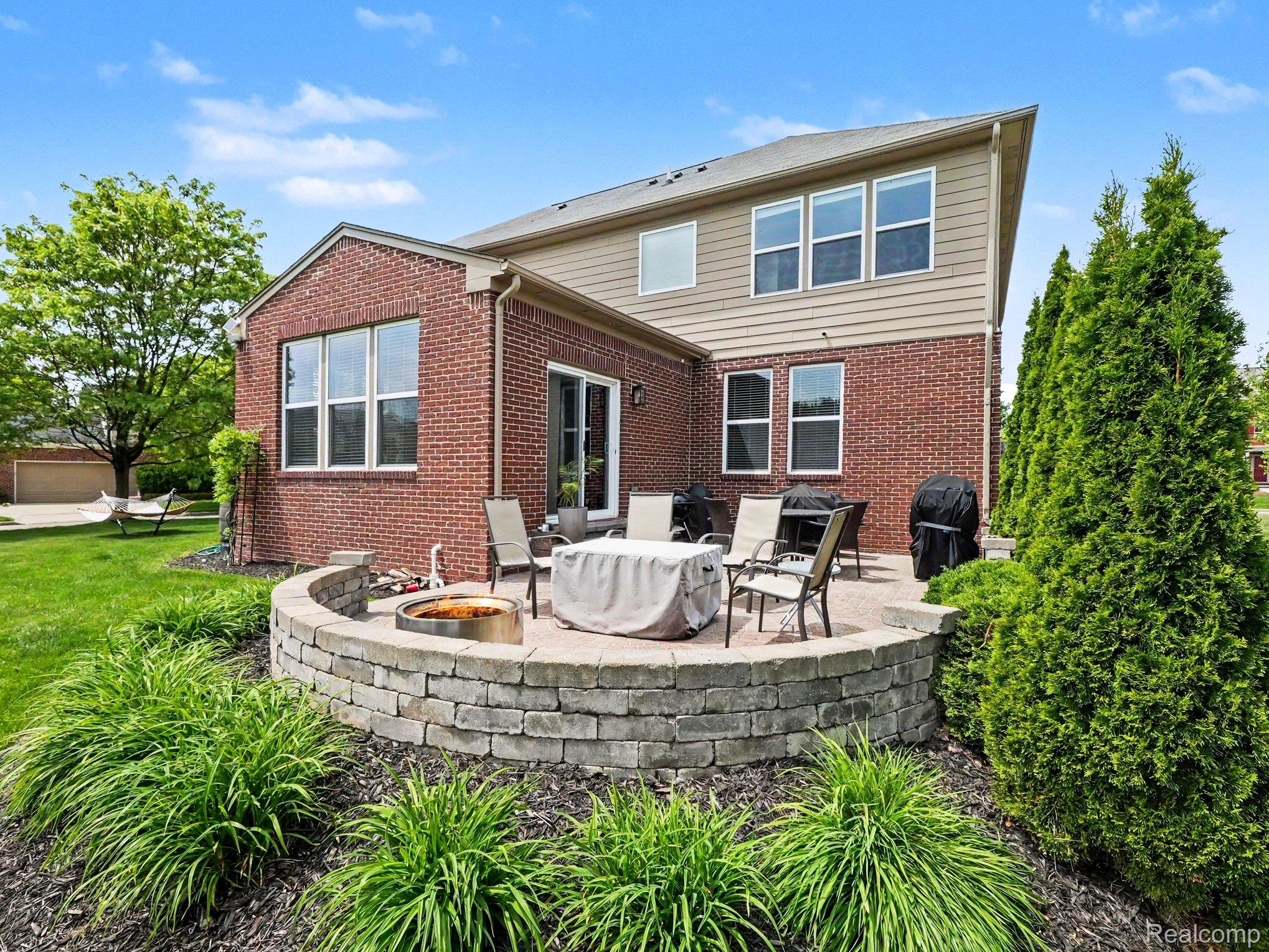 2227 Premier Lane