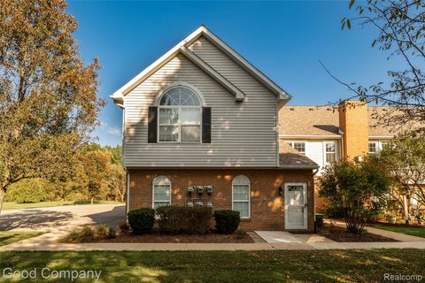 740 Olde English Circle Howell City MI 48855