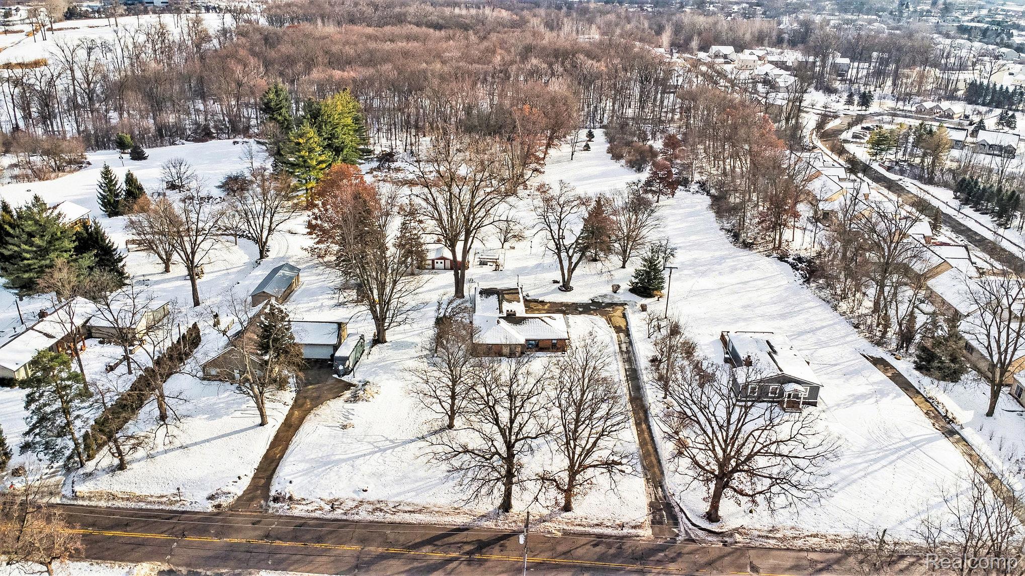 Pontiac, Michigan 48340, United States, 3 Bedrooms Bedrooms, ,2 BathroomsBathrooms,Residential,Active,257382