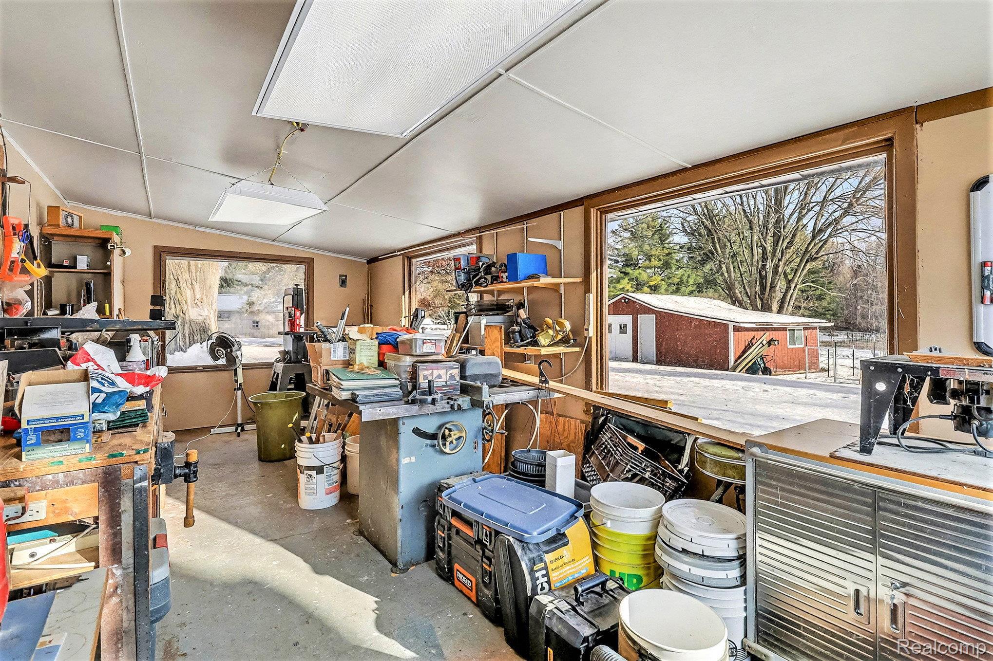 Pontiac, Michigan 48340, United States, 3 Bedrooms Bedrooms, ,2 BathroomsBathrooms,Residential,Active,257382