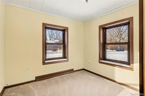 Tiny photo for 1660 Giddings Road, Pontiac City, MI 48340 (MLS # 20251060776)