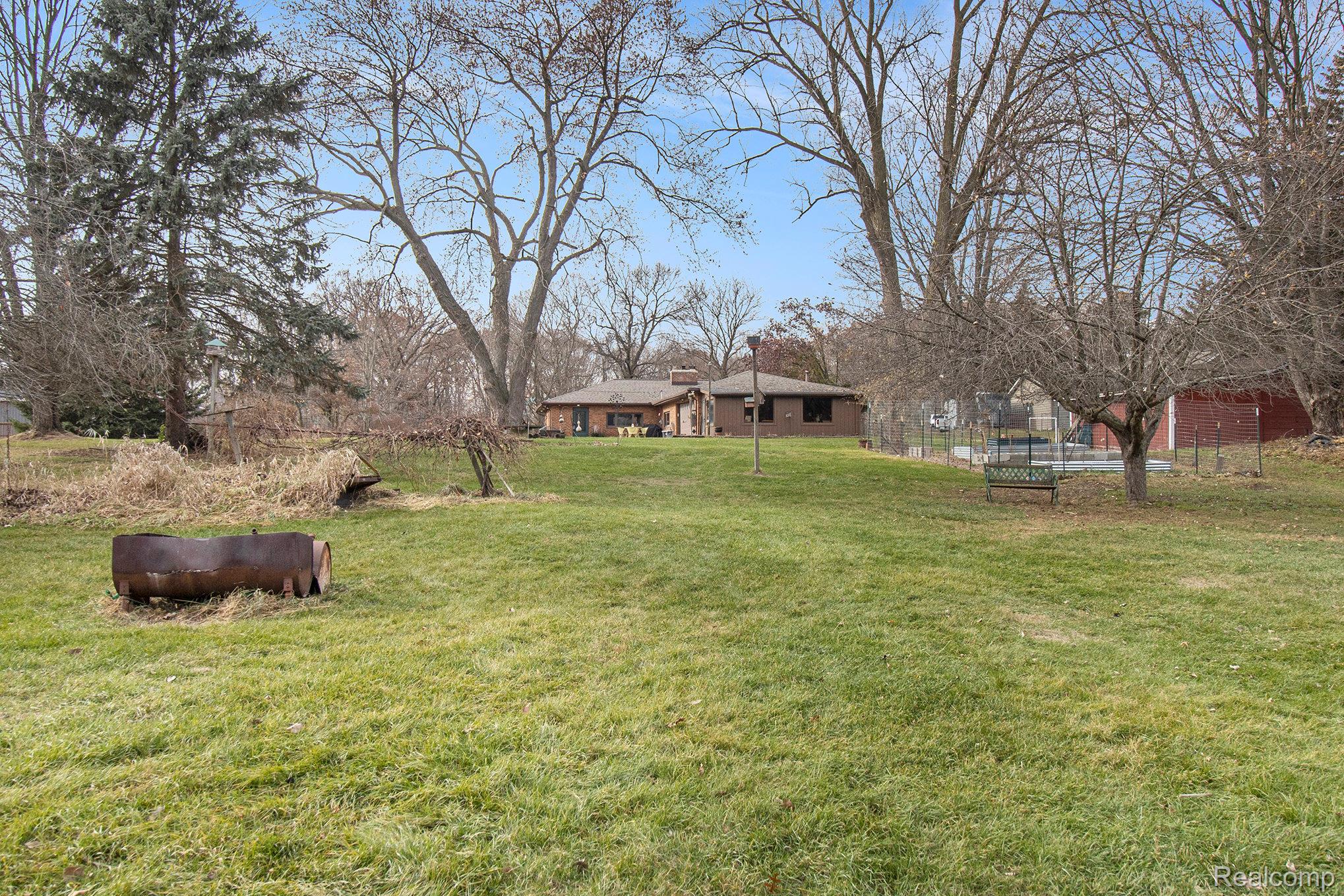 Pontiac, Michigan 48340, United States, 3 Bedrooms Bedrooms, ,2 BathroomsBathrooms,Residential,Active,257382