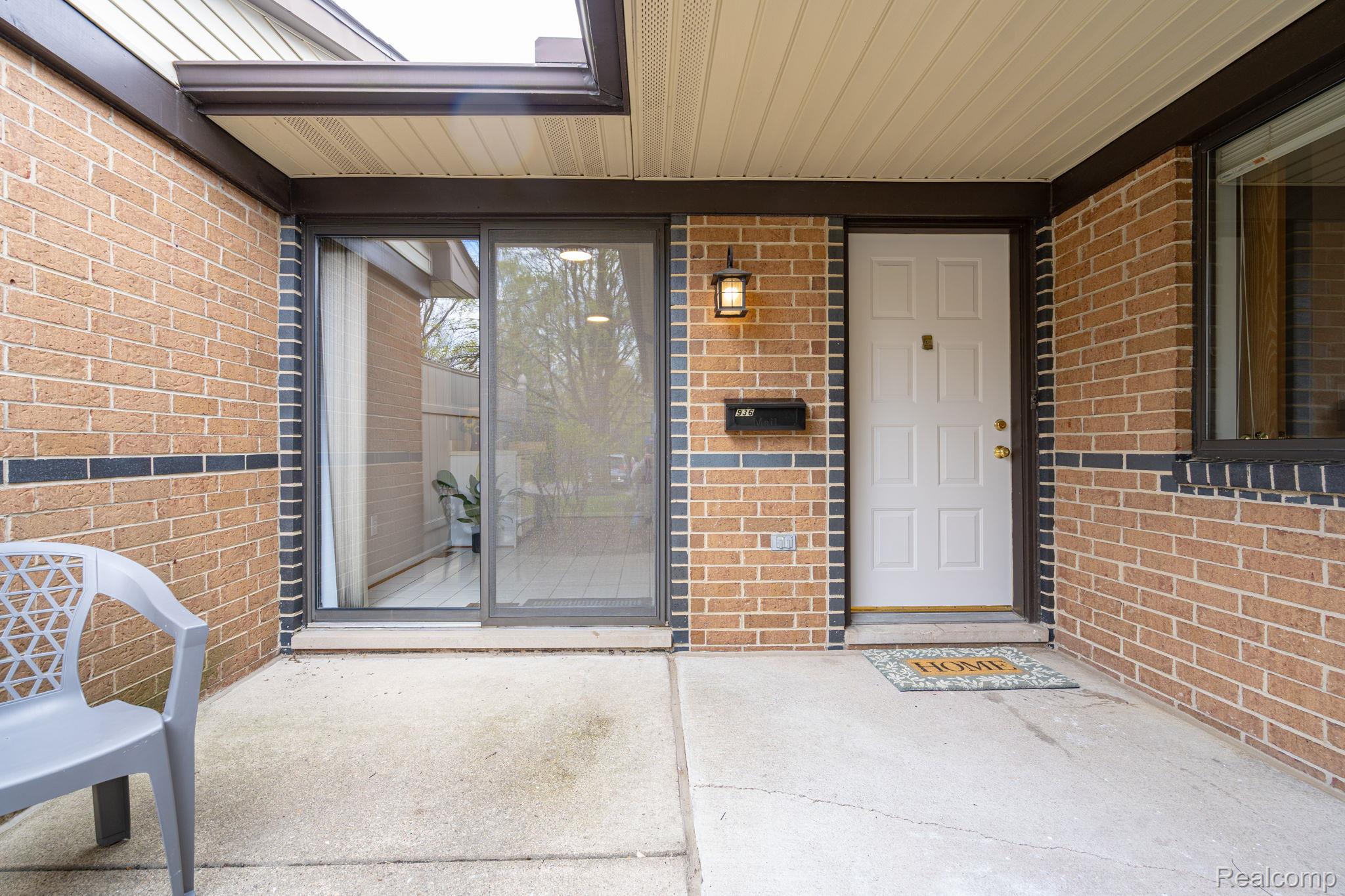 936 Wexford Way