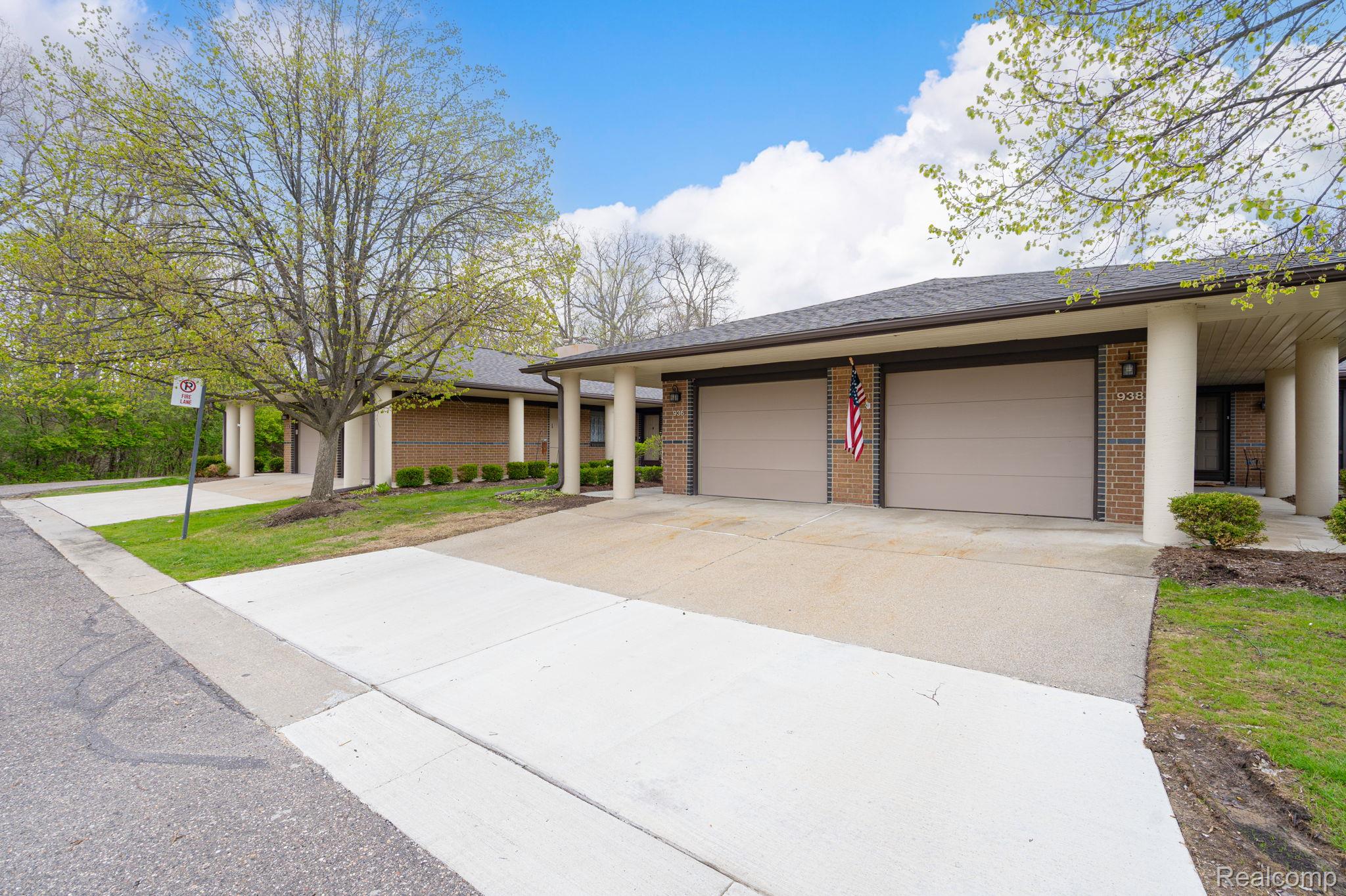 936 Wexford Way