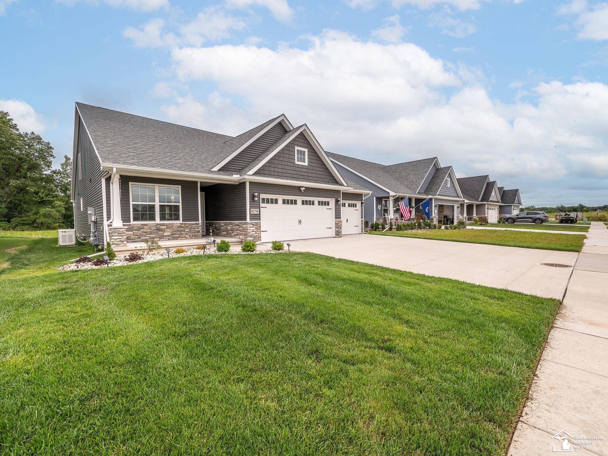 8276 Grande Lake Circle