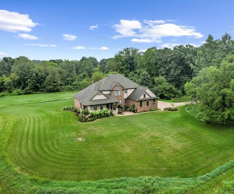 575 E Maple Road Milford Charter Township MI 48381