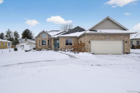 32874 Liparoto Drive Rockwood City MI 48173