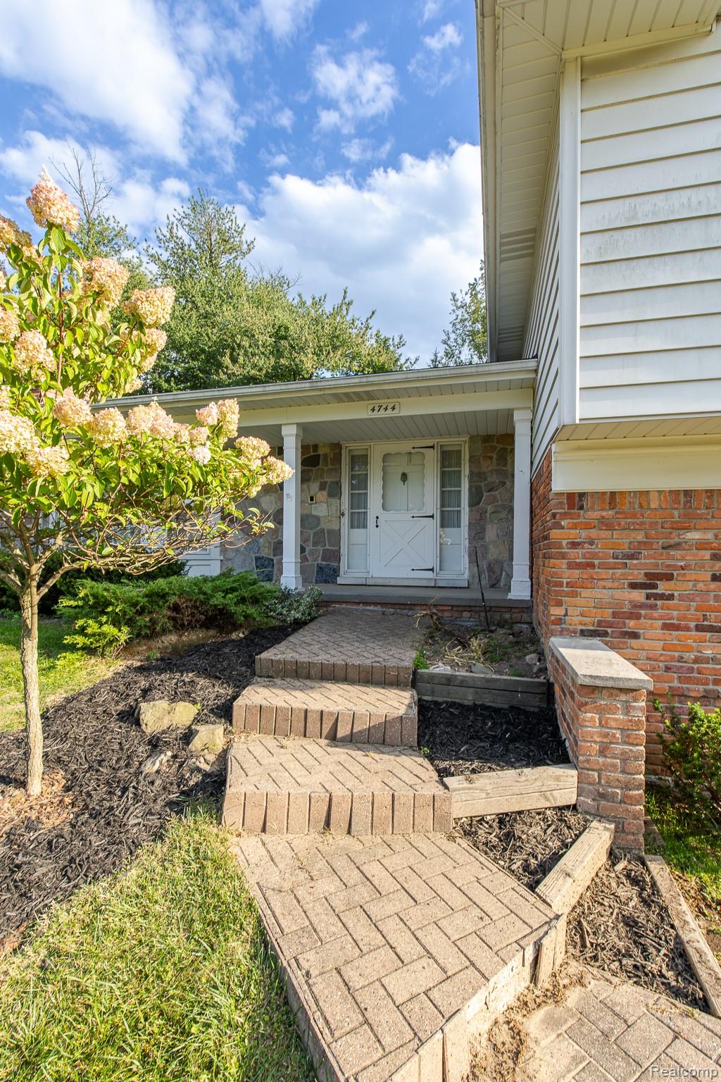 4744 Brafferton Drive