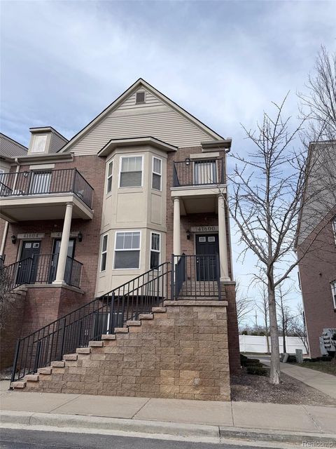 41600 Hamlet Lane Novi City MI 48375