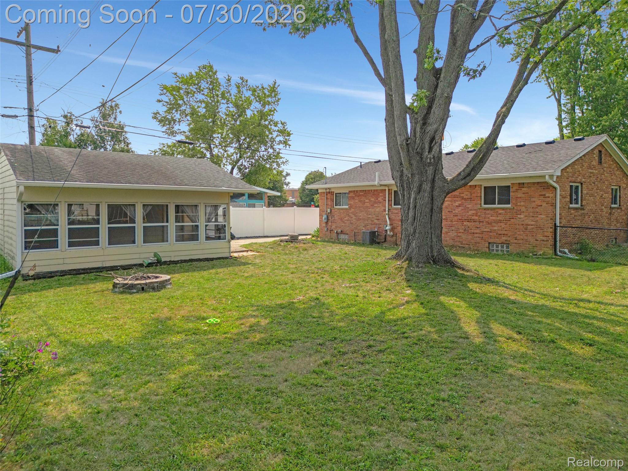 22 W Braman Avenue