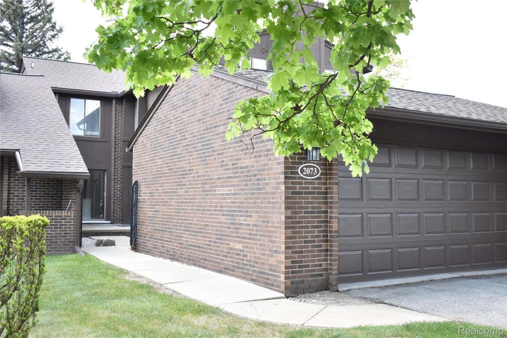 Photo of 2073 Bordeaux Street, West Bloomfield Charter Township, MI 48323 (MLS # 20261056855)