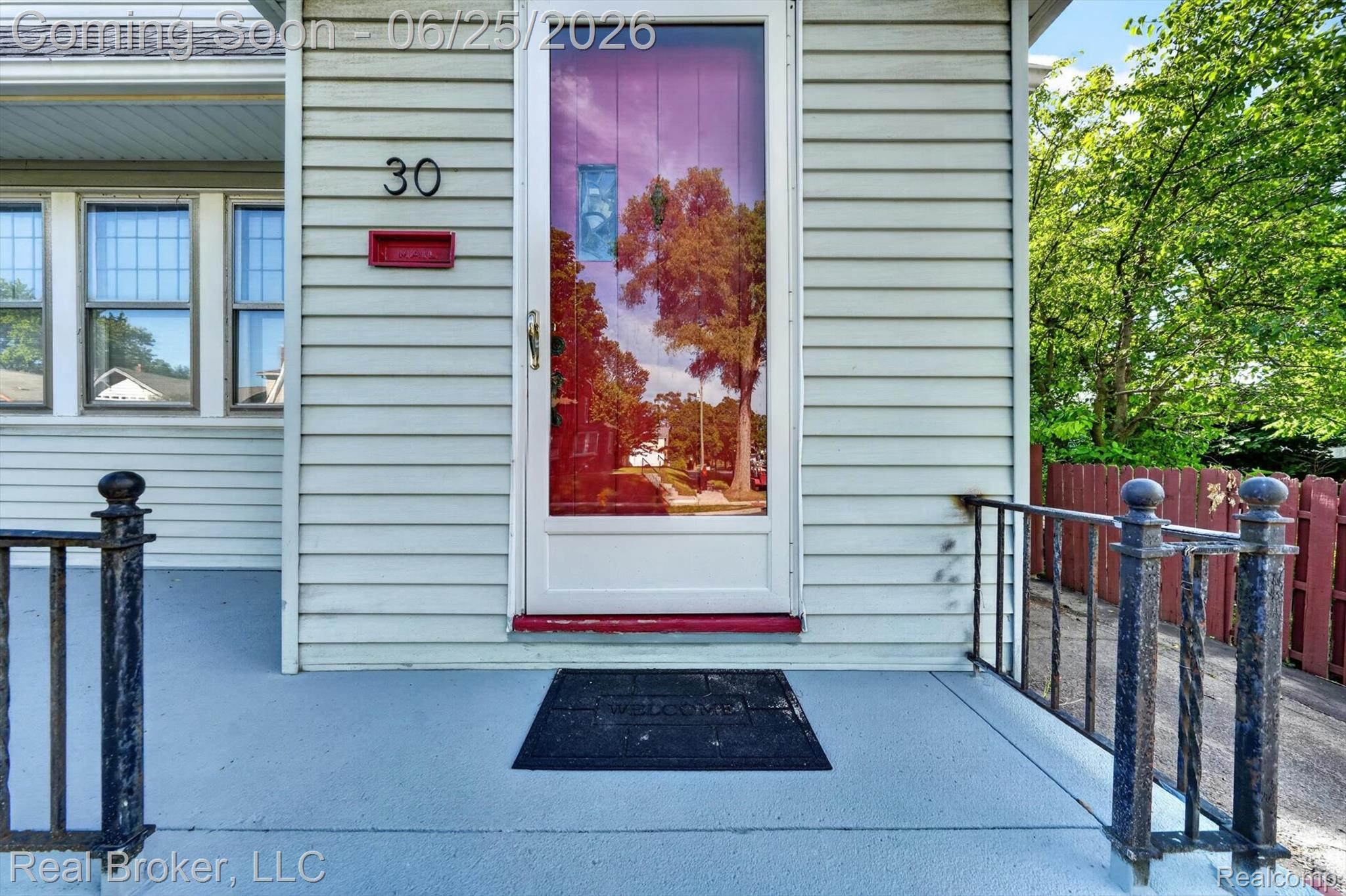 30 Dakota Street