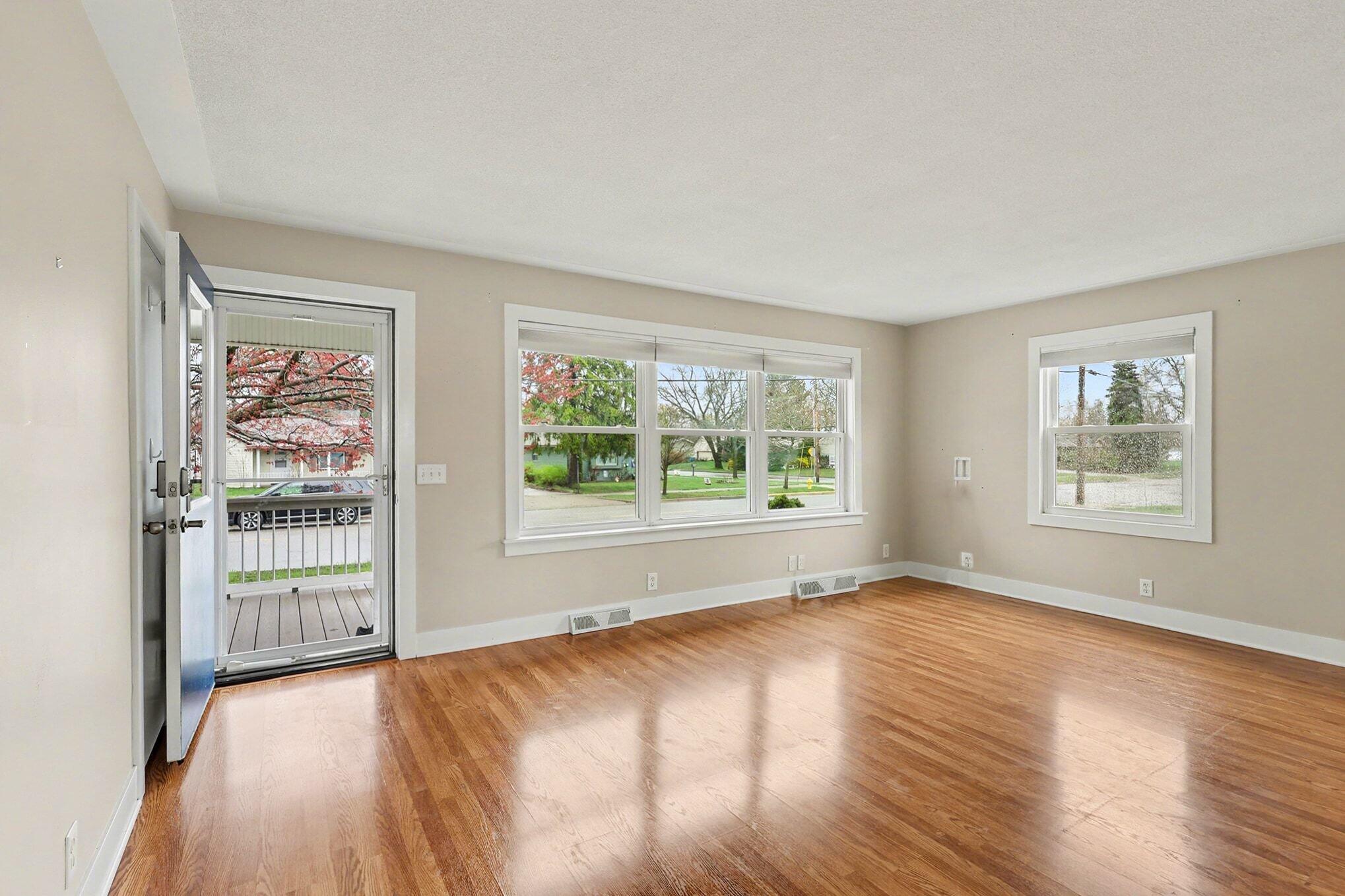 1015 S Griffin Street