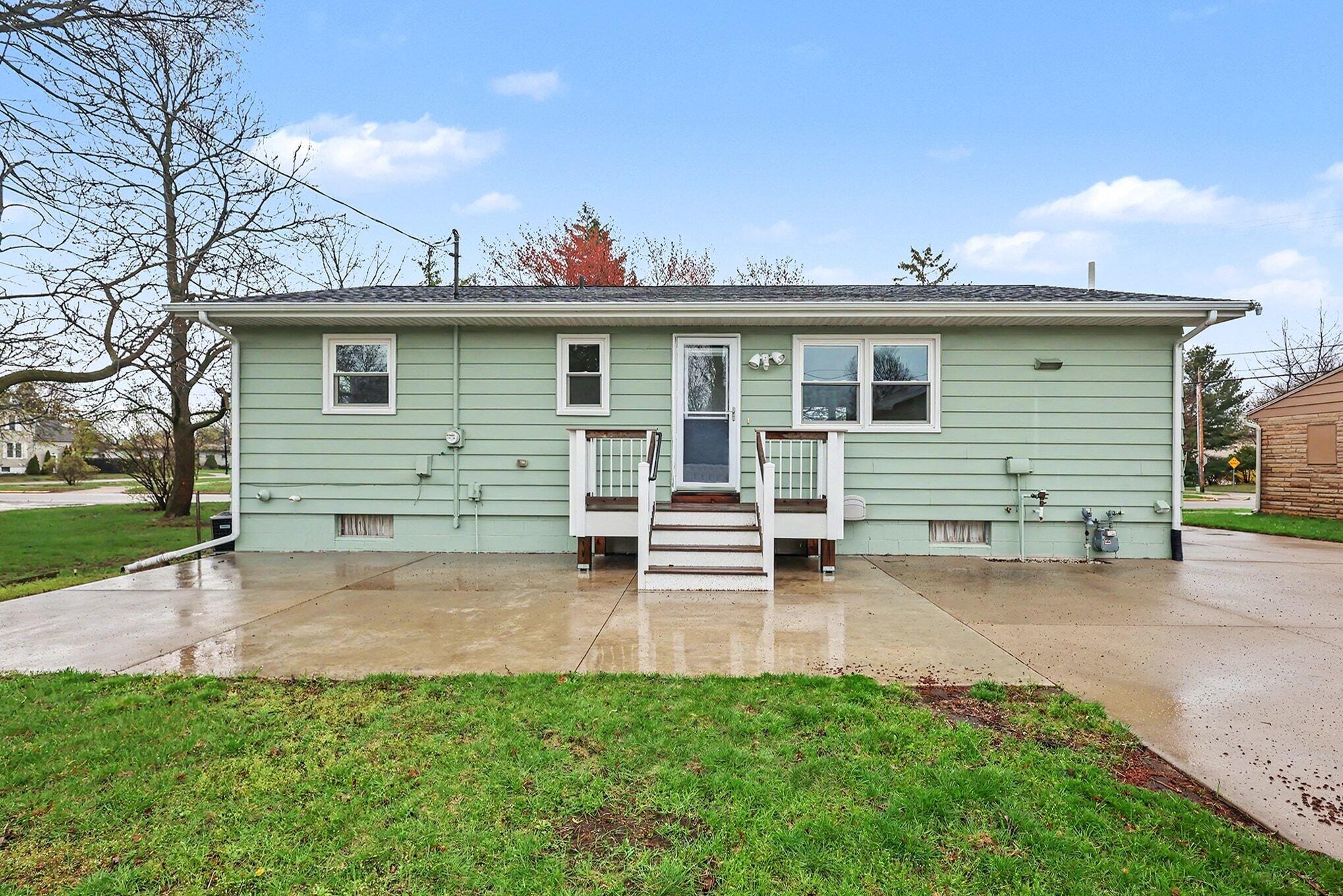 1015 S Griffin Street