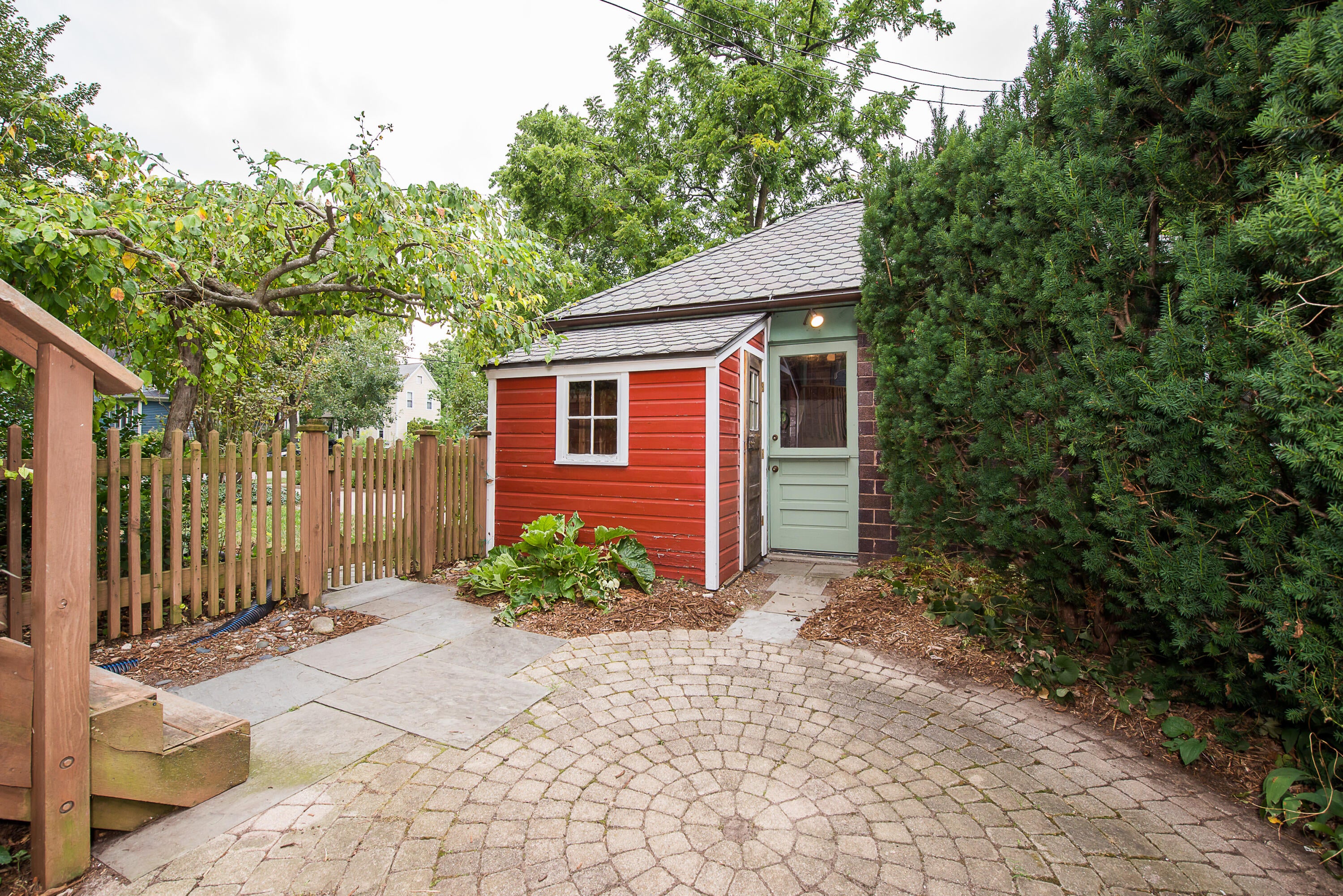 549 4th Street