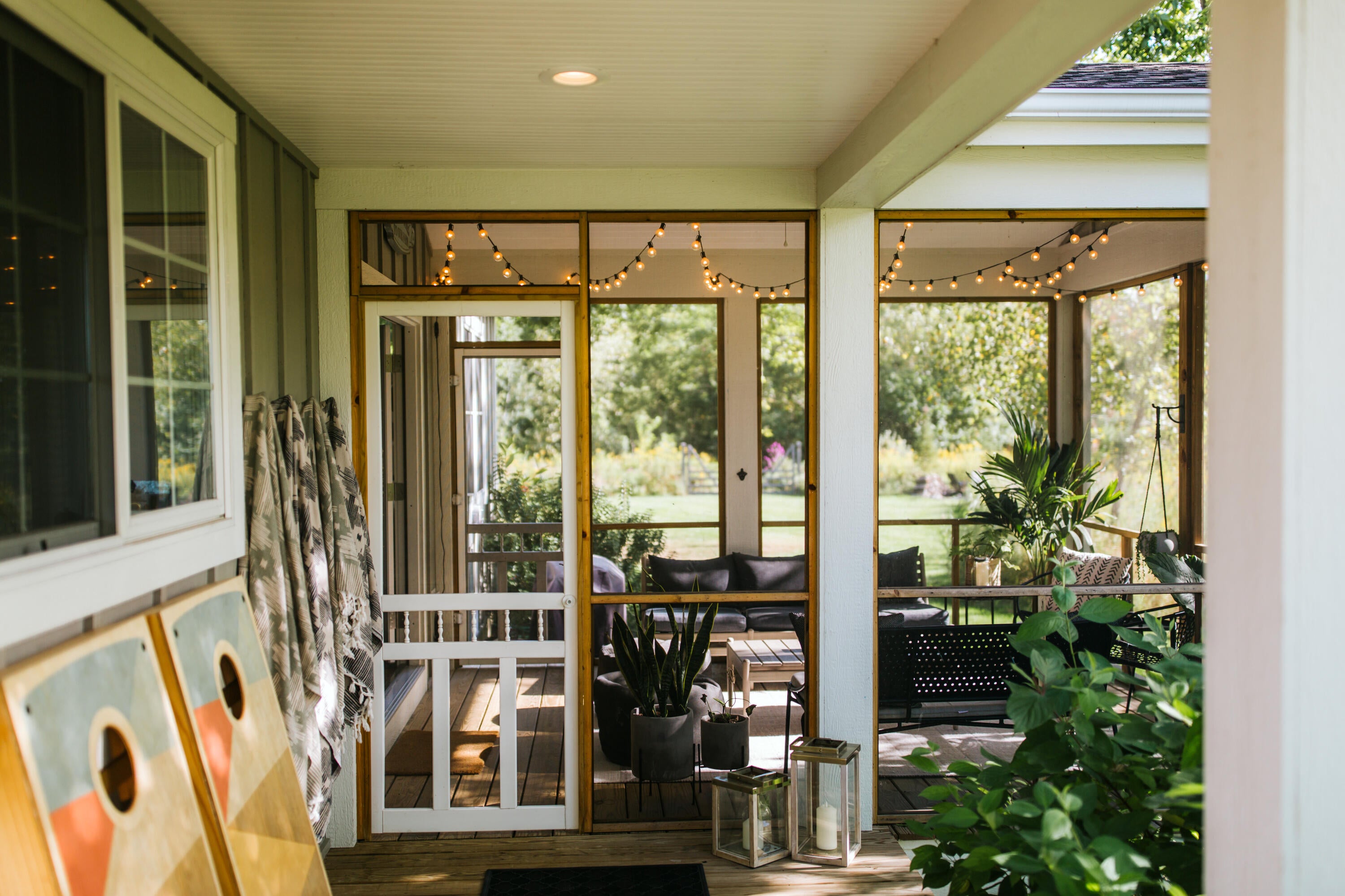 5553 Hidden Pond Lane