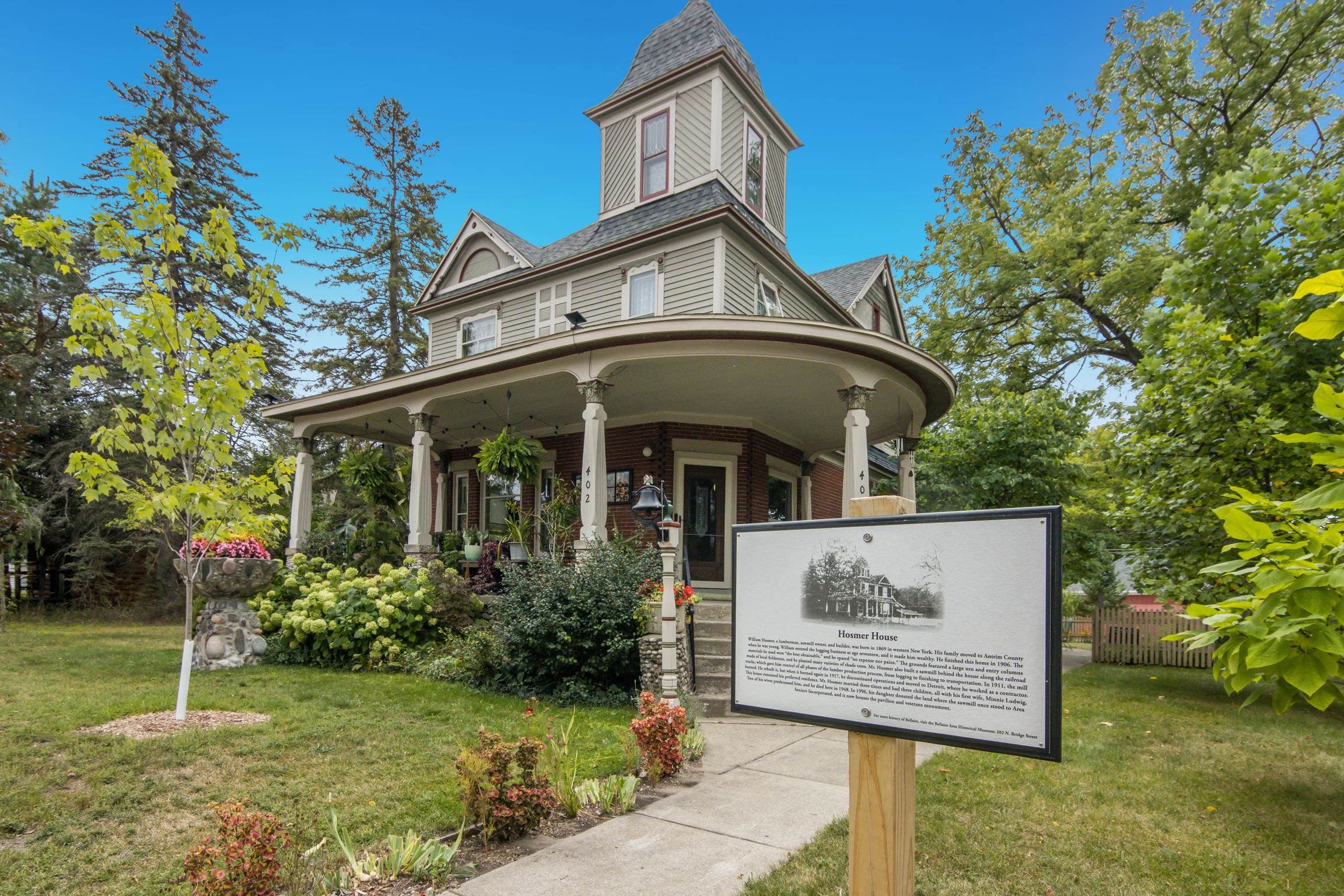 402 E Cayuga Street