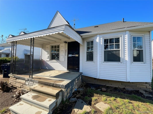 20274 HICKORY ST, DETROIT, MI 48205 - Image 7a4ae40eaeea8f4c18696461453dcc32/159884068