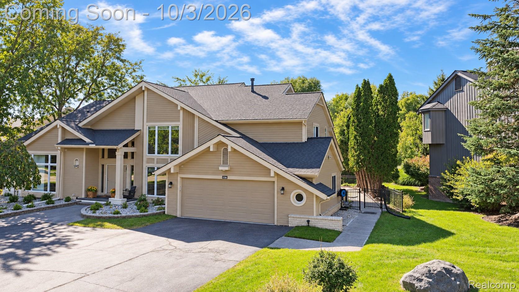 4833 Panorama Circle