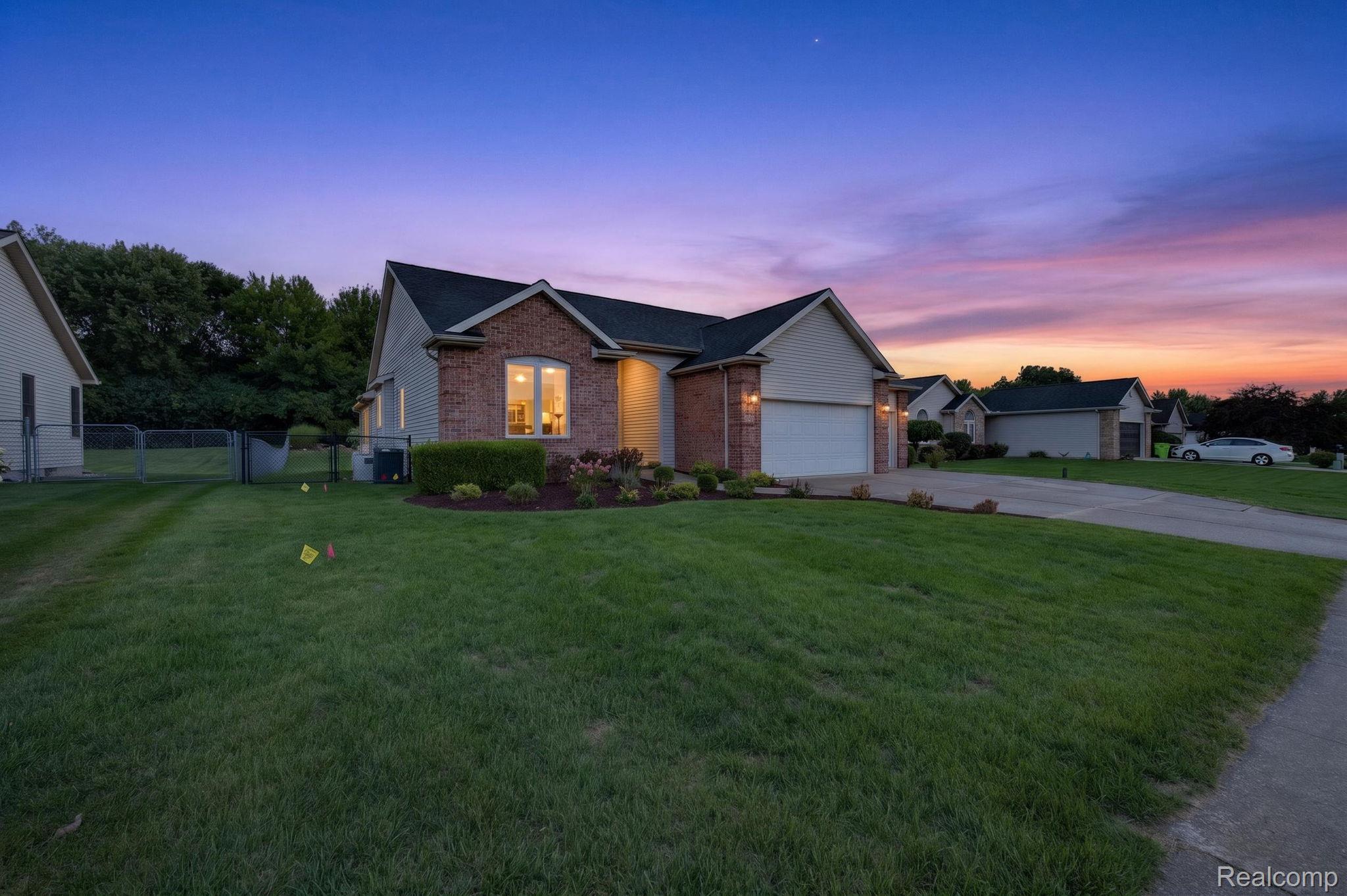 7168 Parkridge Parkway
