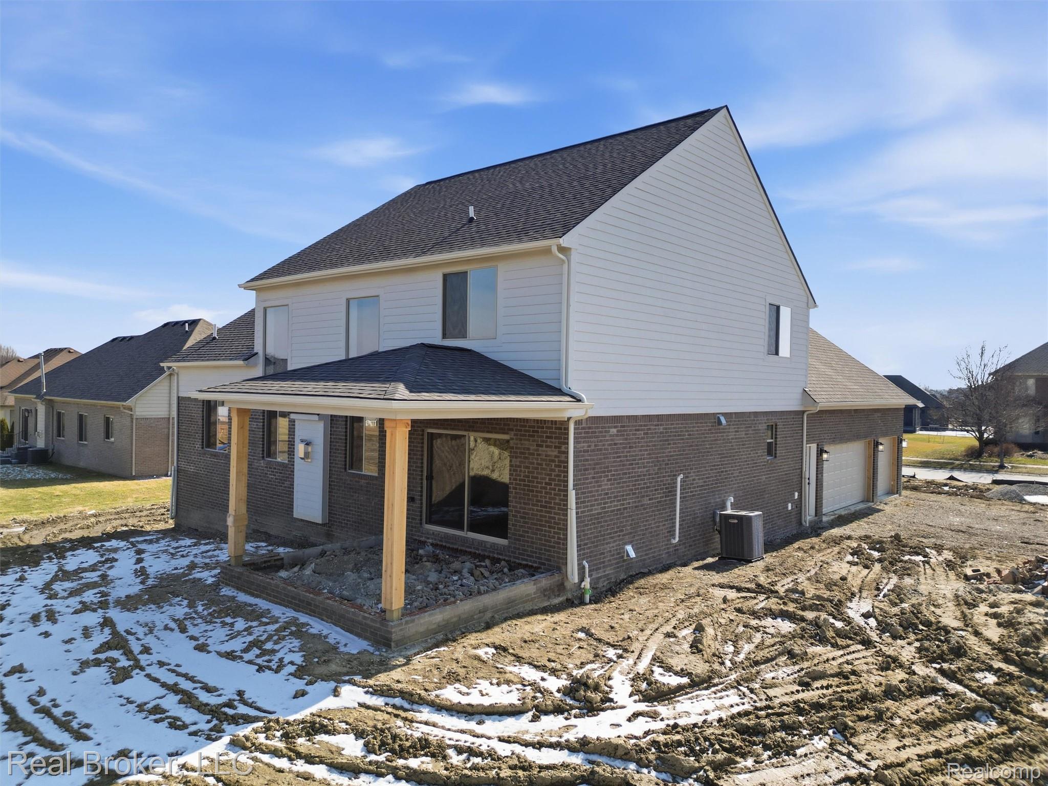 35689 WINDRIDGE Drive