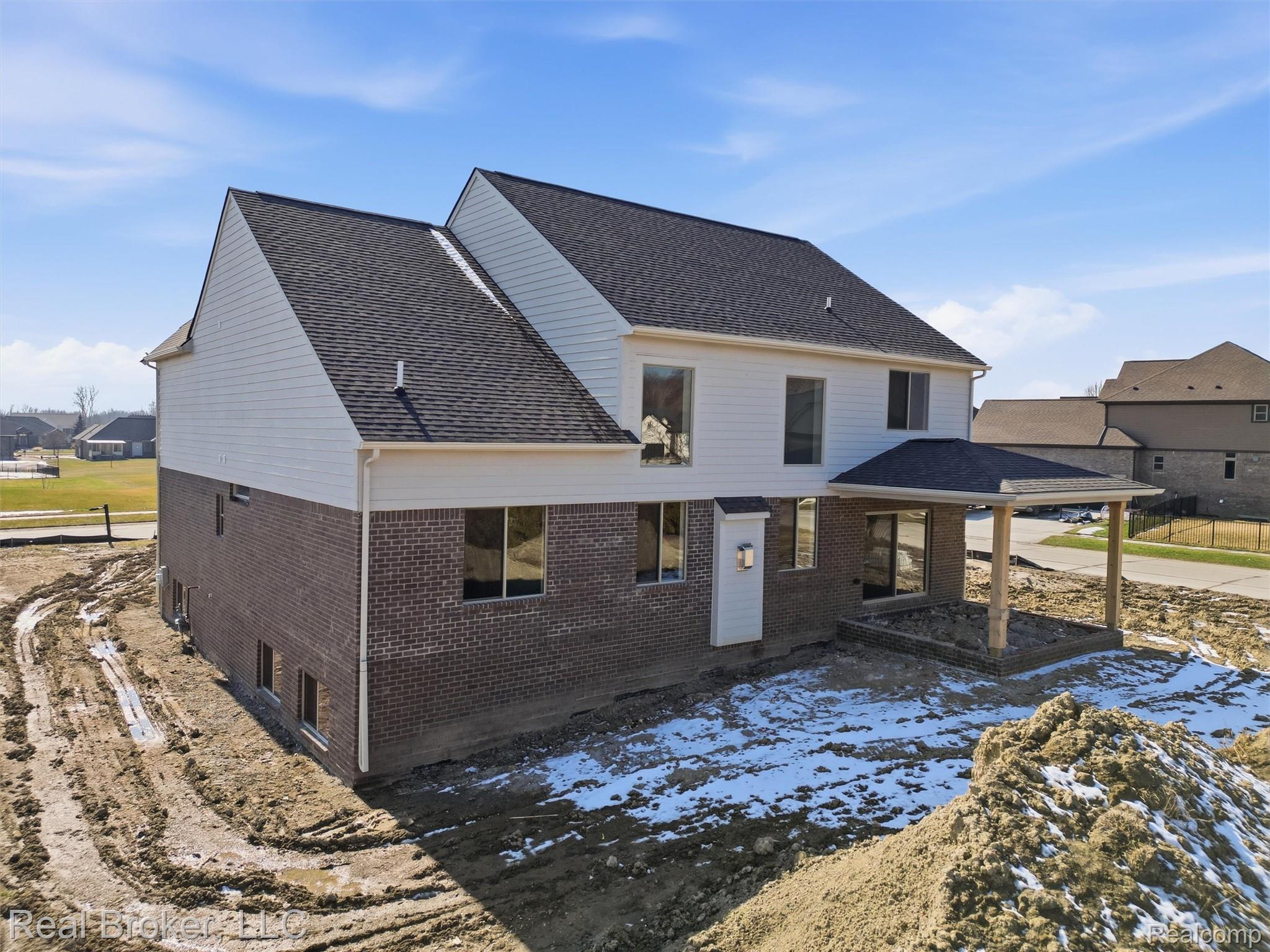 35689 WINDRIDGE Drive