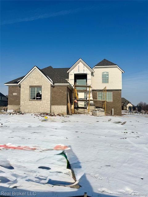 35689 WINDRIDGE Drive New Baltimore City MI 48047