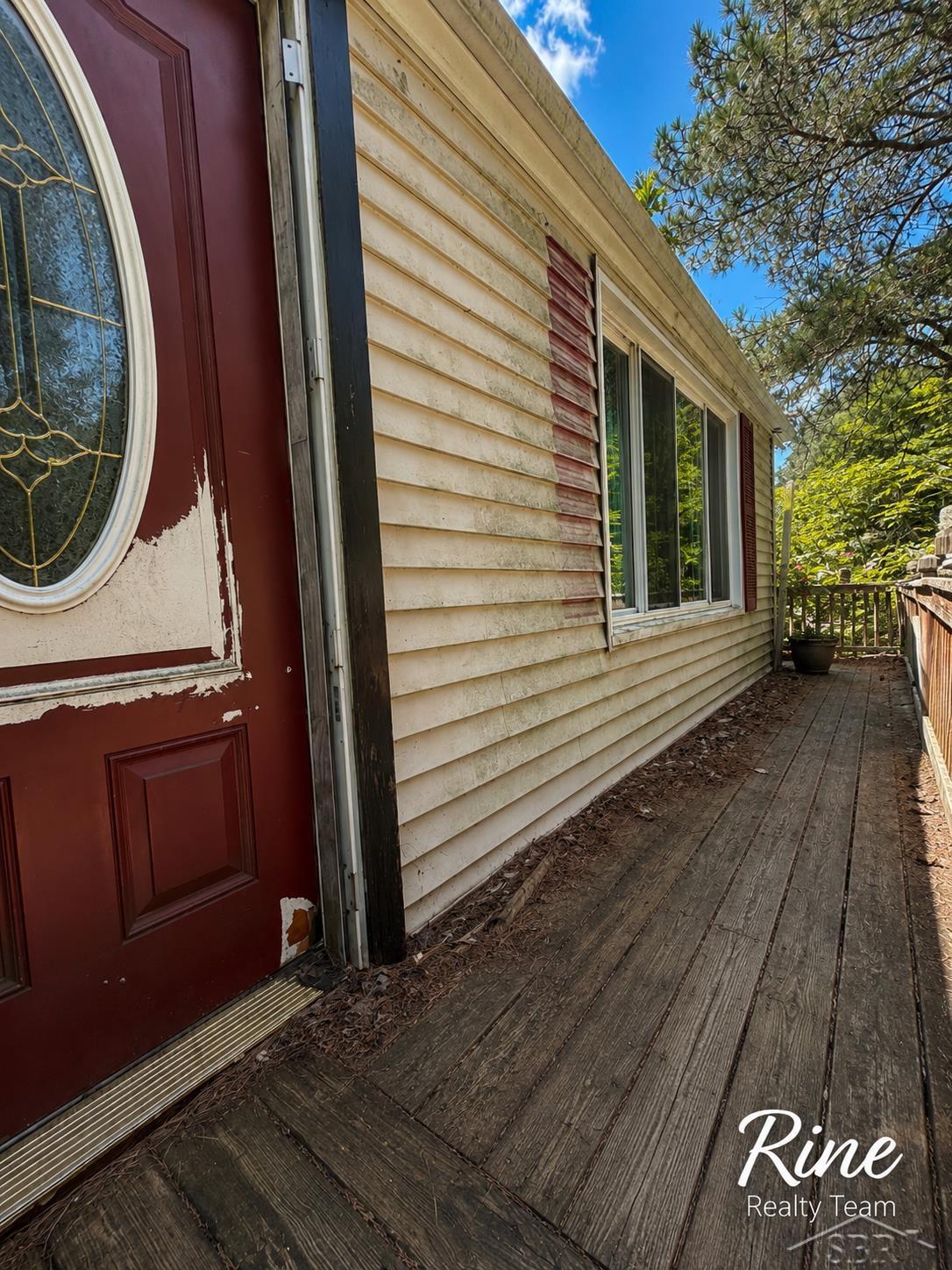 2384 E Dexter Trail