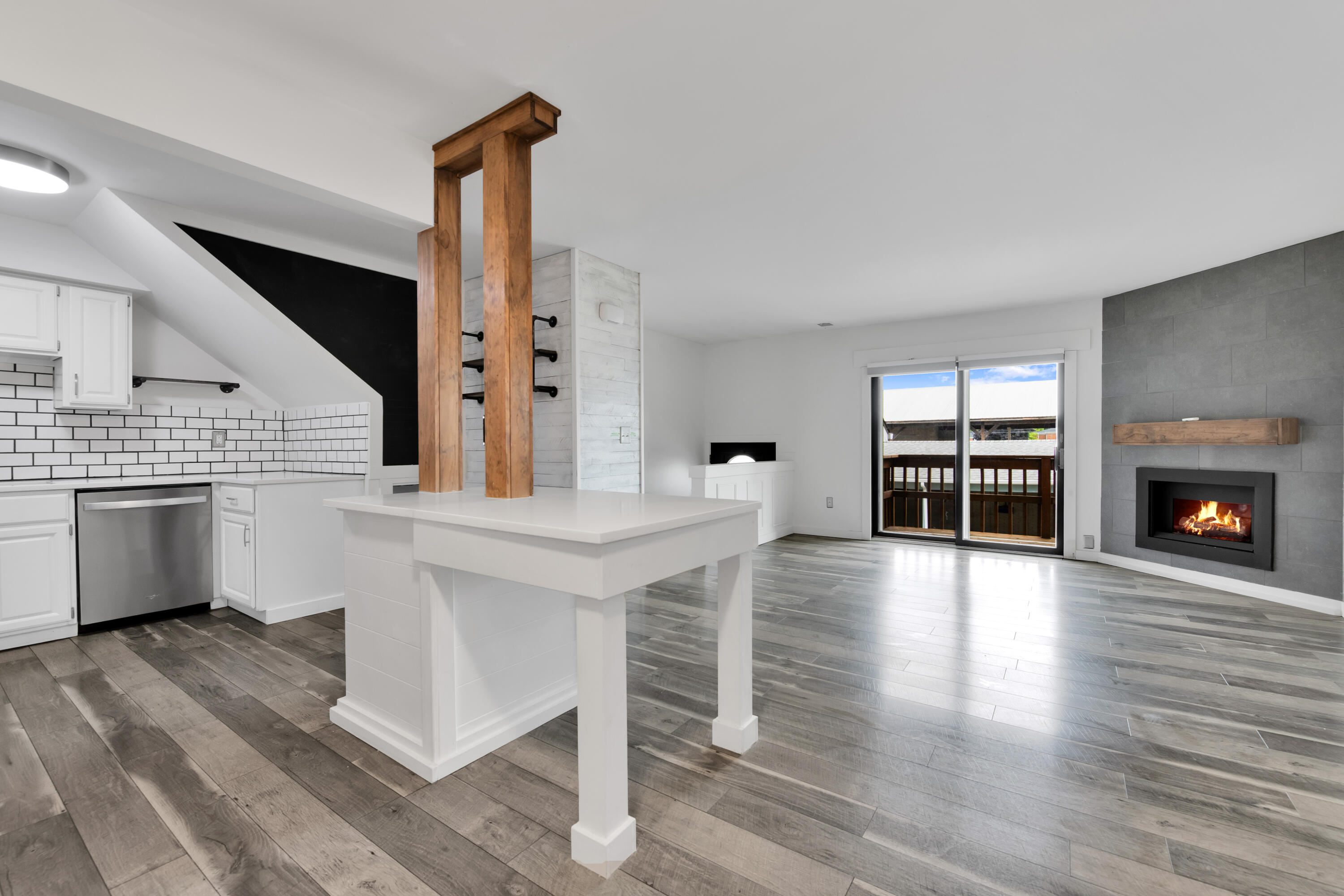 221 Pinewood Circle