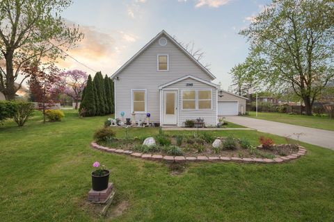 12948 Peck Avenue Chikaming Township Berrien MI 49125