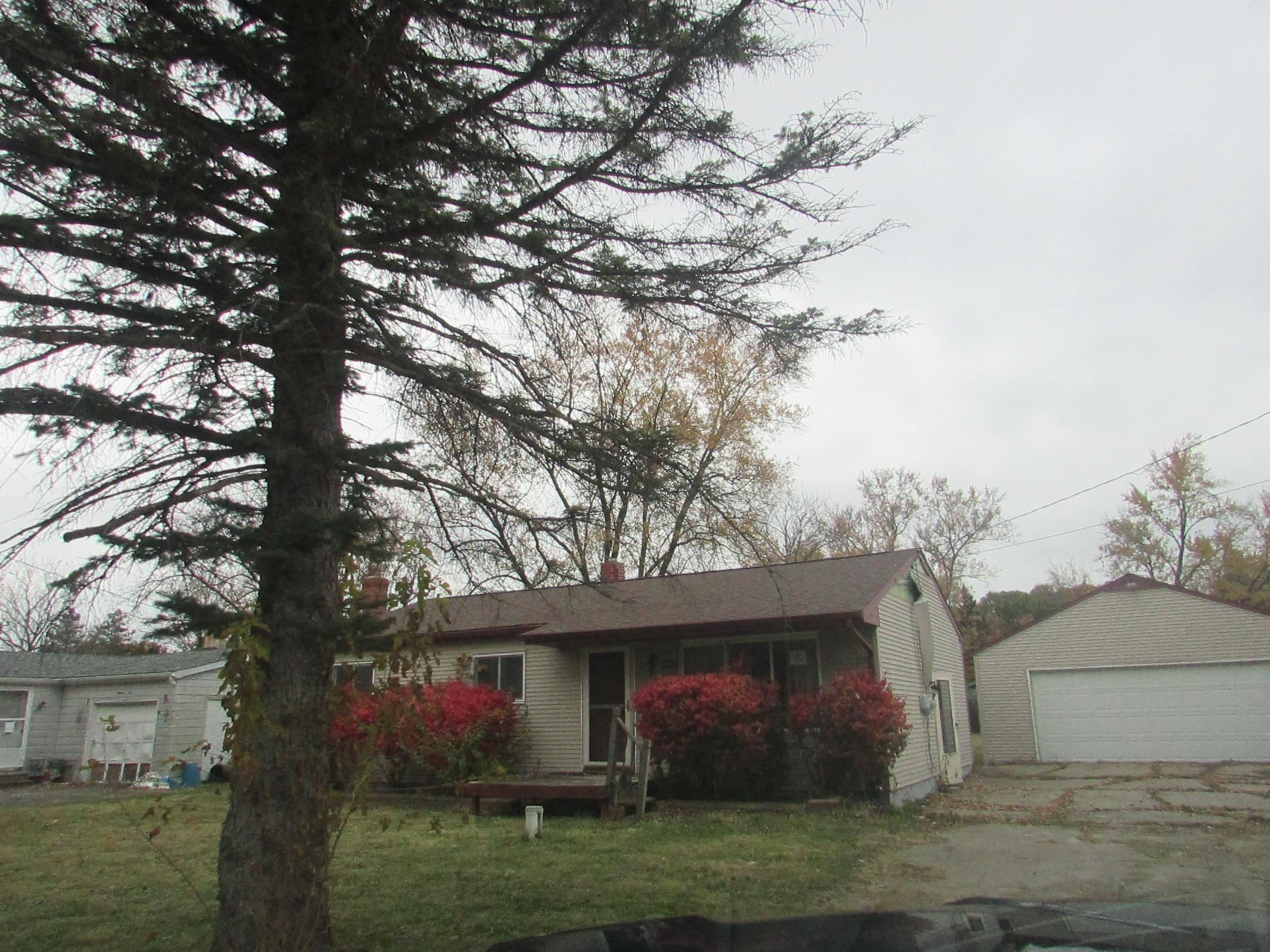 1104 Lucharles Avenue