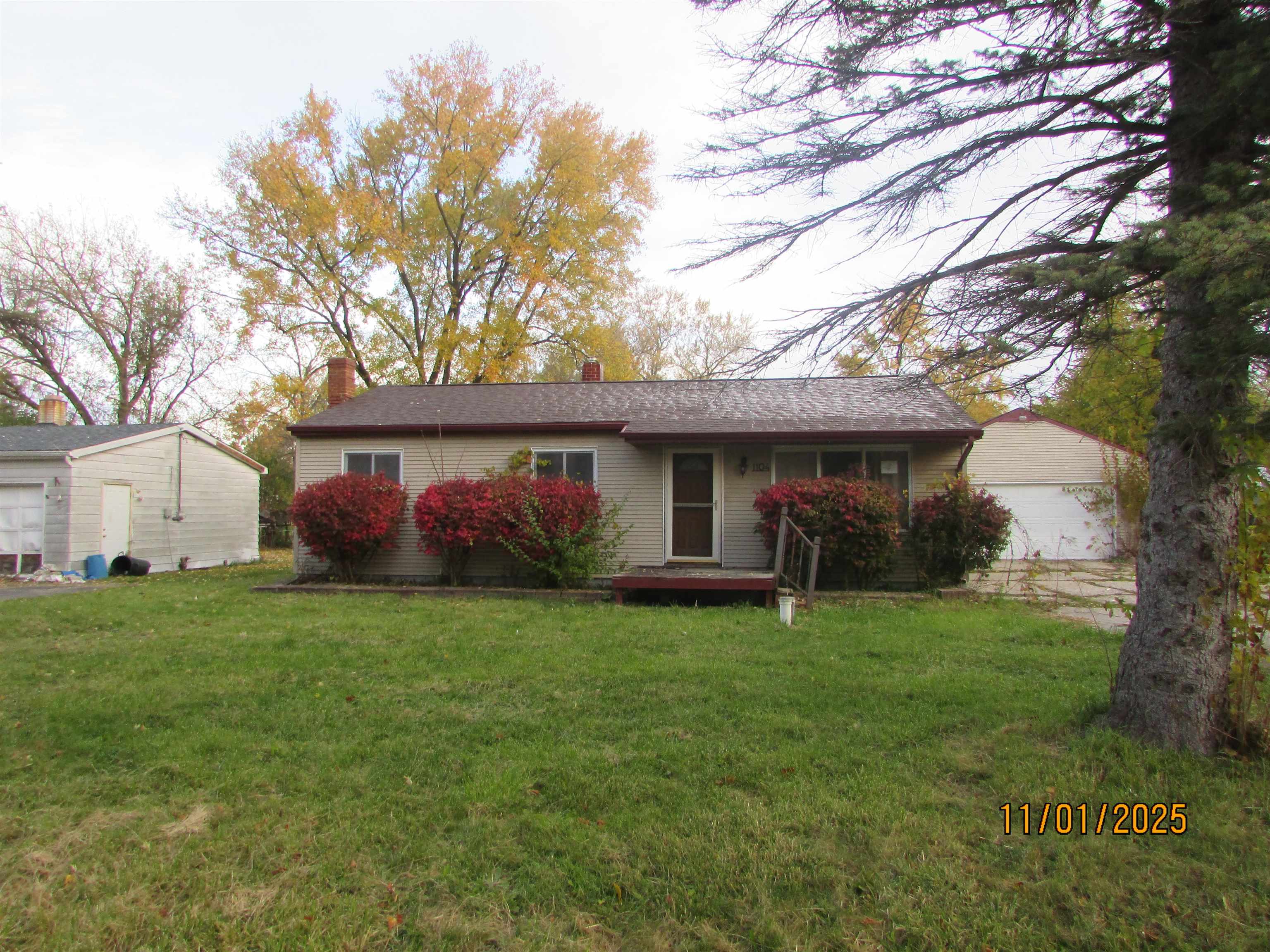 1104 Lucharles Avenue