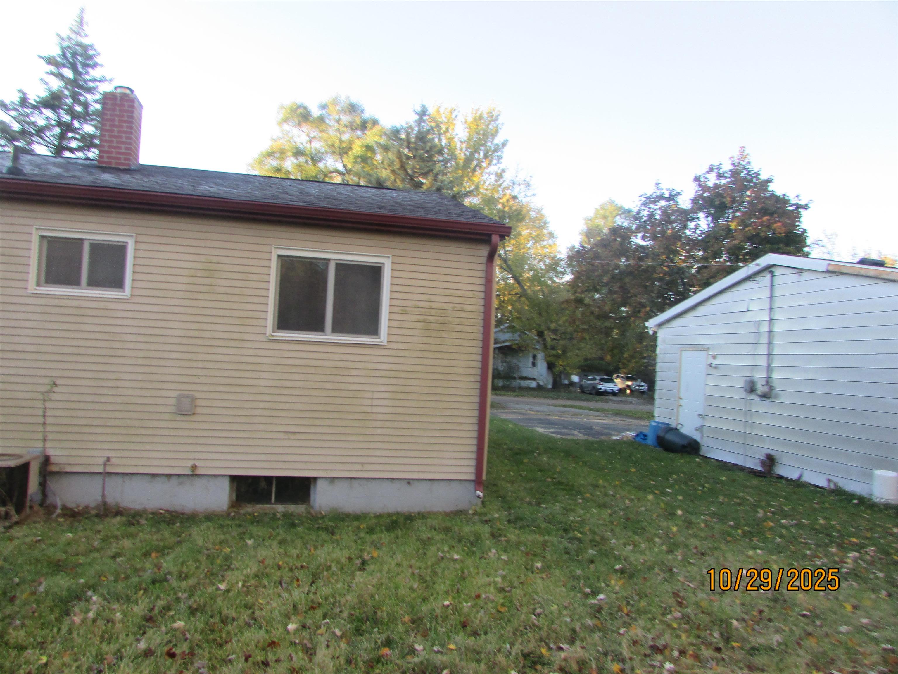 1104 Lucharles Avenue