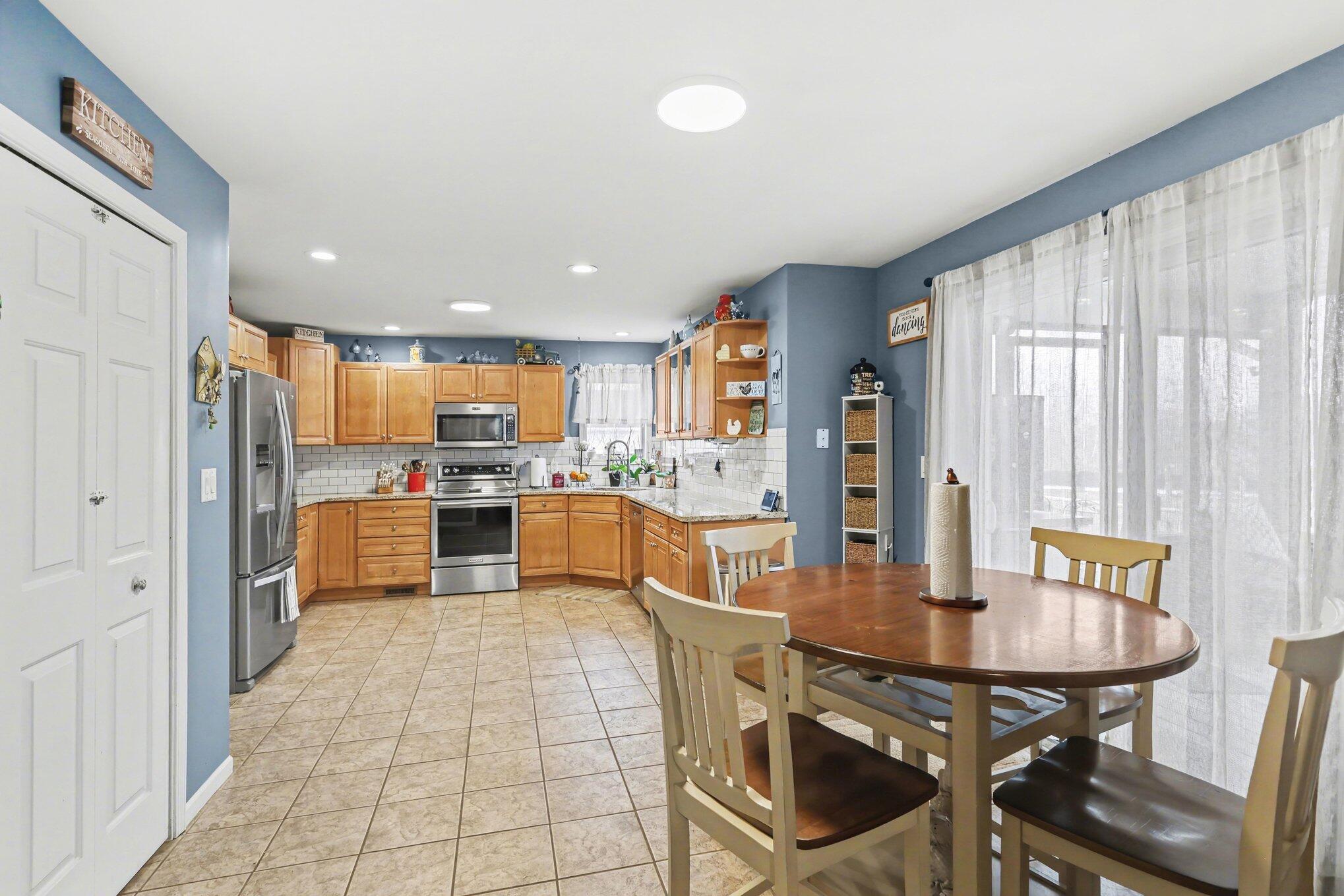 2964 Sarossy Lake Road