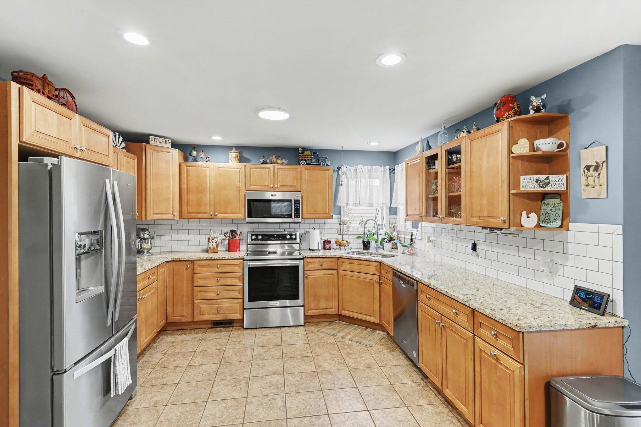 2964 Sarossy Lake Road