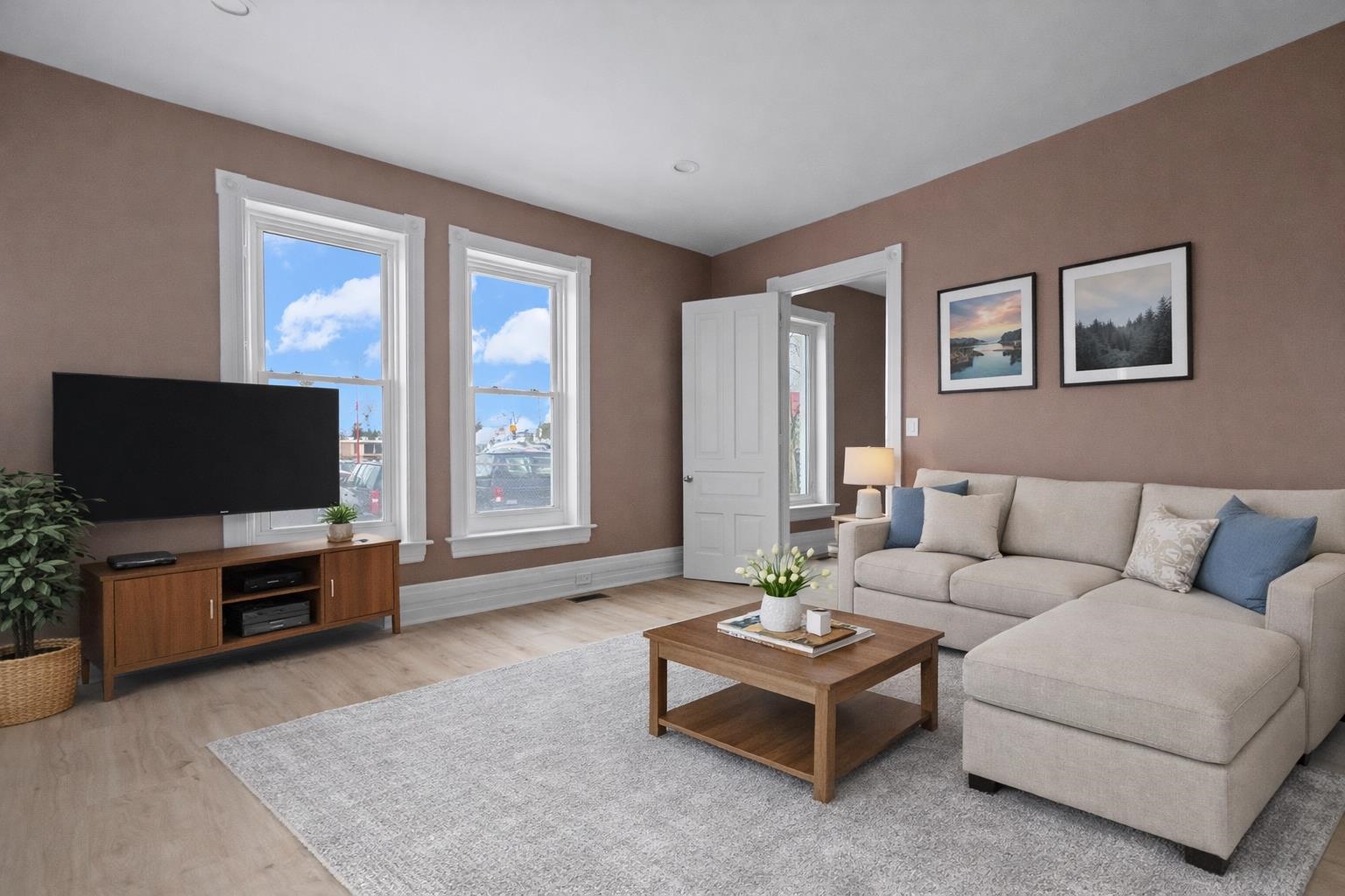 273 Southbound Gratiot Avenue