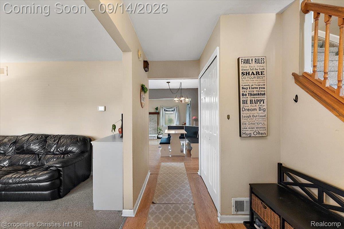 2118 S Cavalier Drive