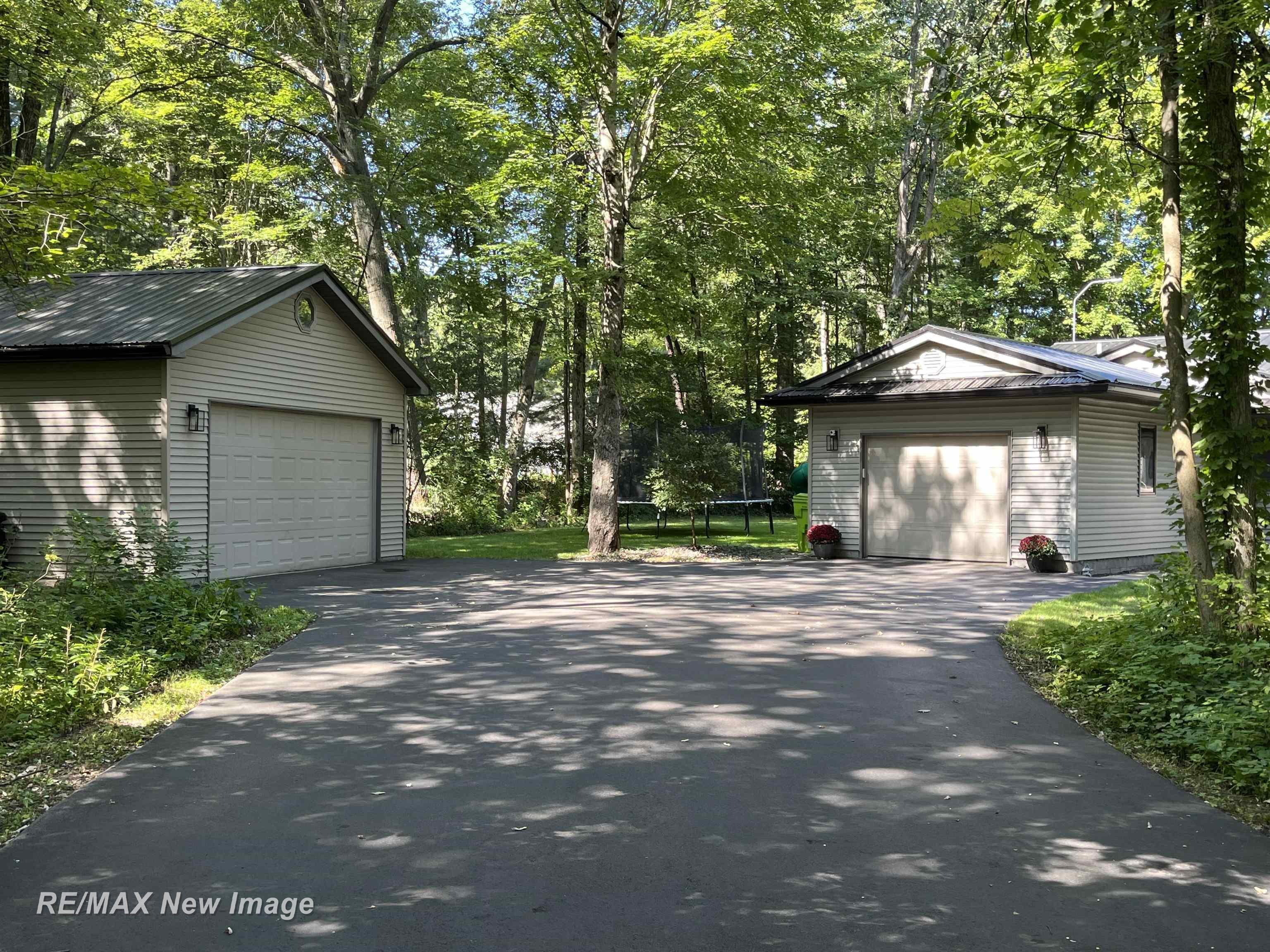 600 S Maplewood Drive