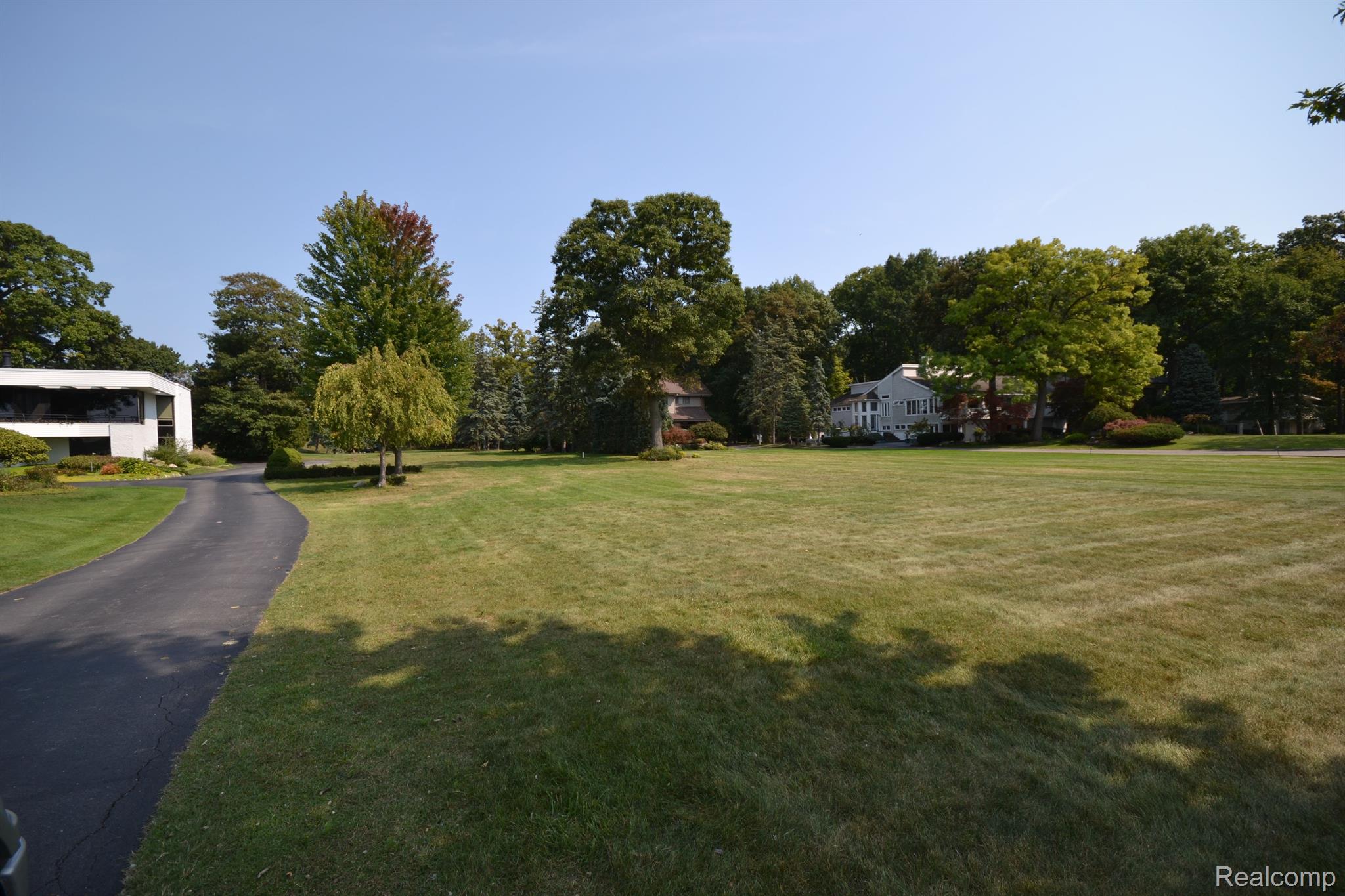 3751 Indian Trail