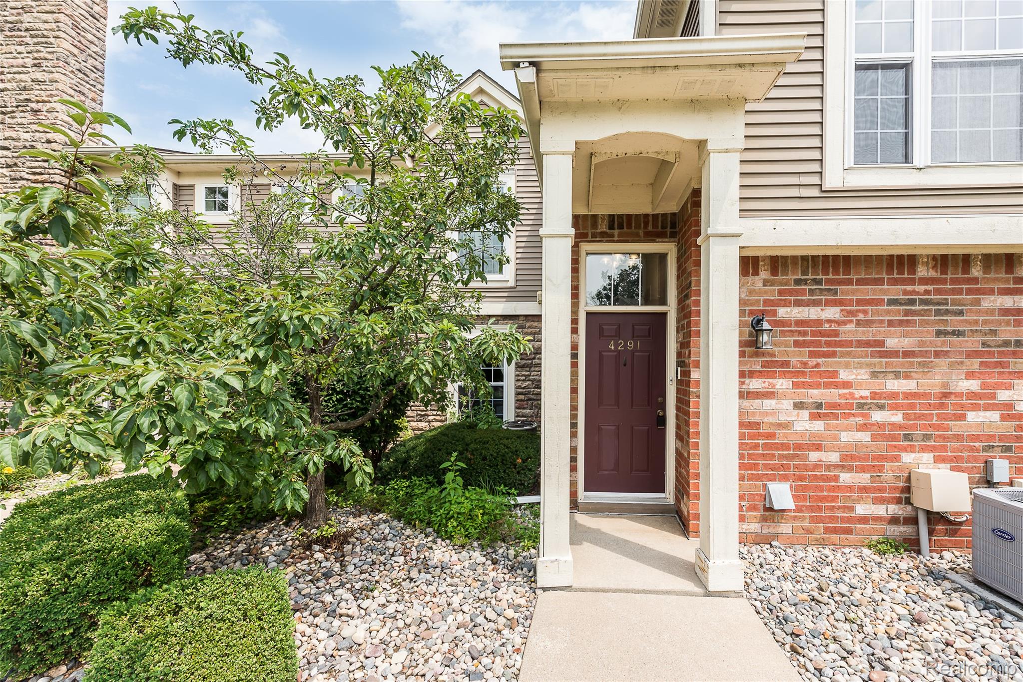 4291 Deeside Drive