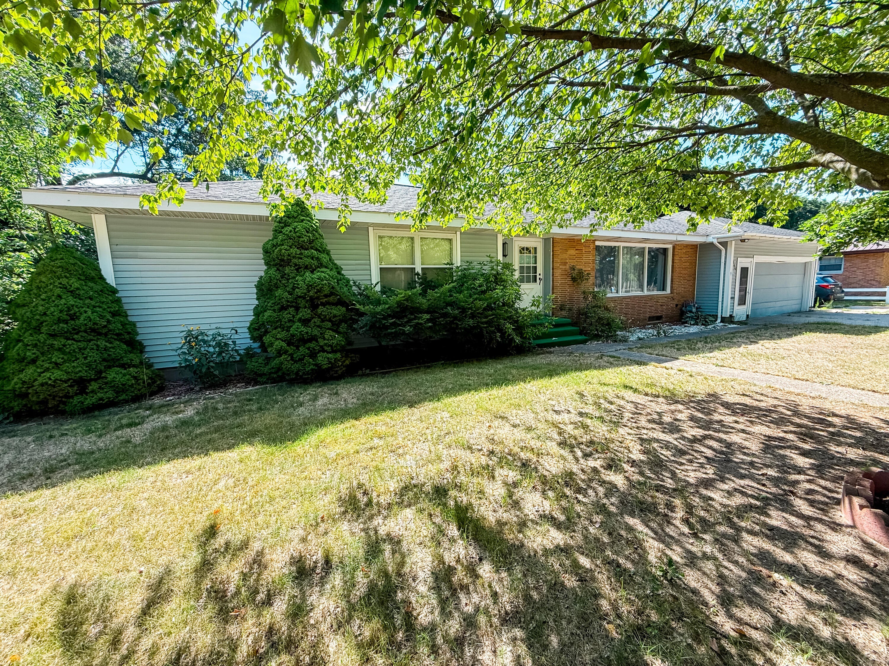 744 S Quarterline Road
