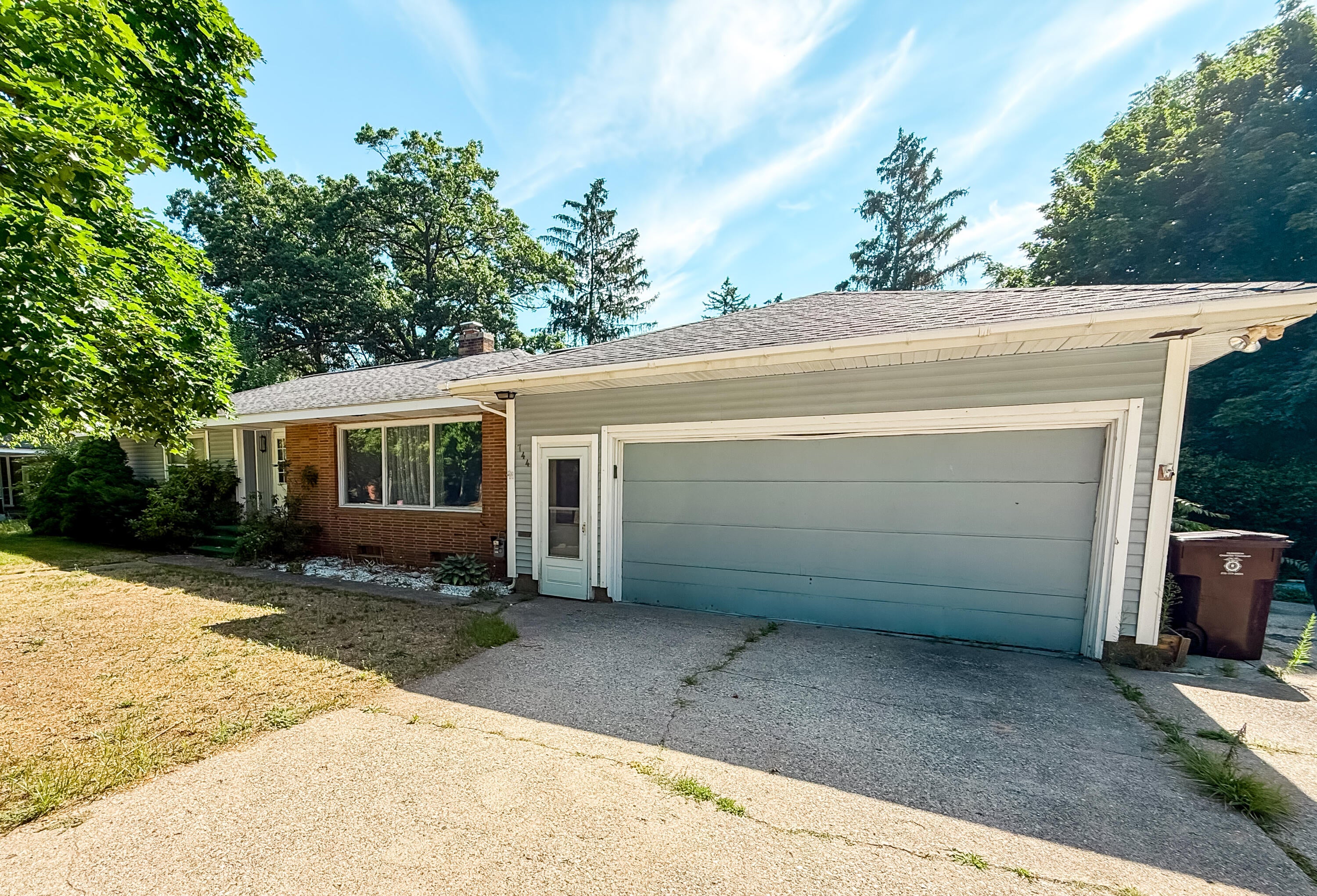 744 S Quarterline Road