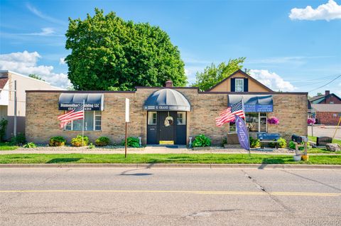 204 E Grand River Avenue Fowlerville Village MI 48836