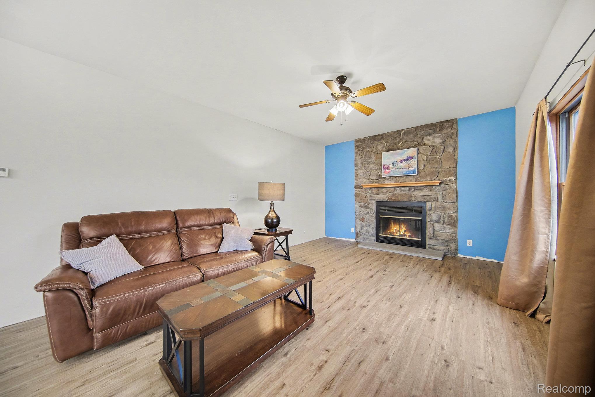 23780 Carleton West Road