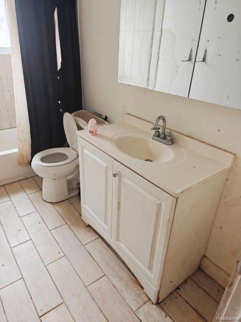 8291 Mettetal Street