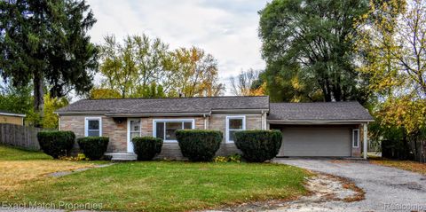 4935 Pontiac Lake Road Waterford Charter Township MI 48328