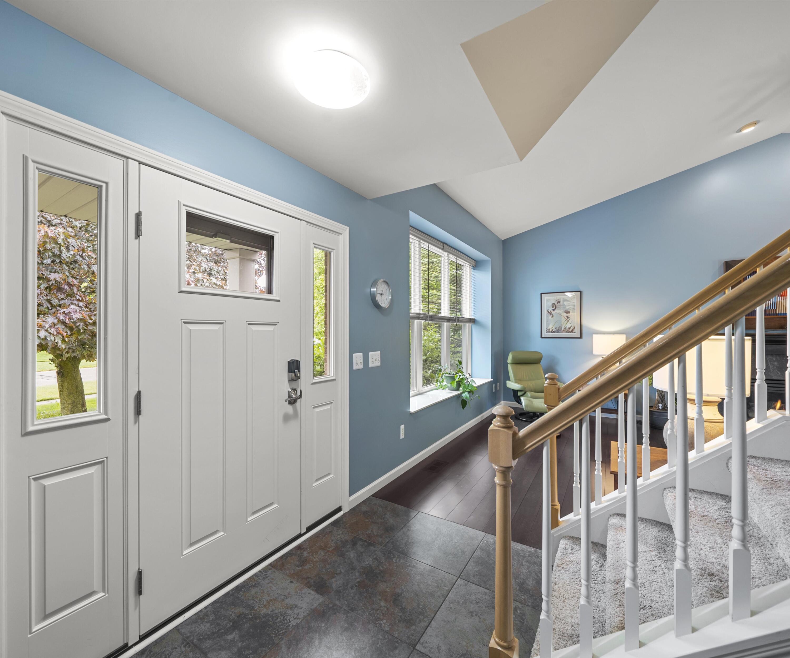 702 Starfield Drive